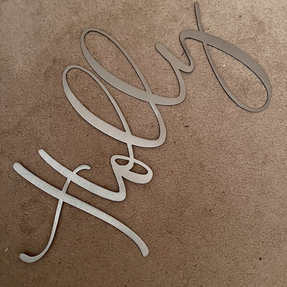 Metal Script “Holly”